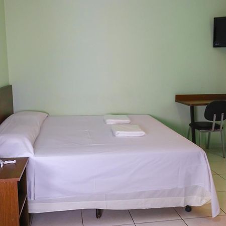 Trindade Plaza Hotel מראה חיצוני תמונה