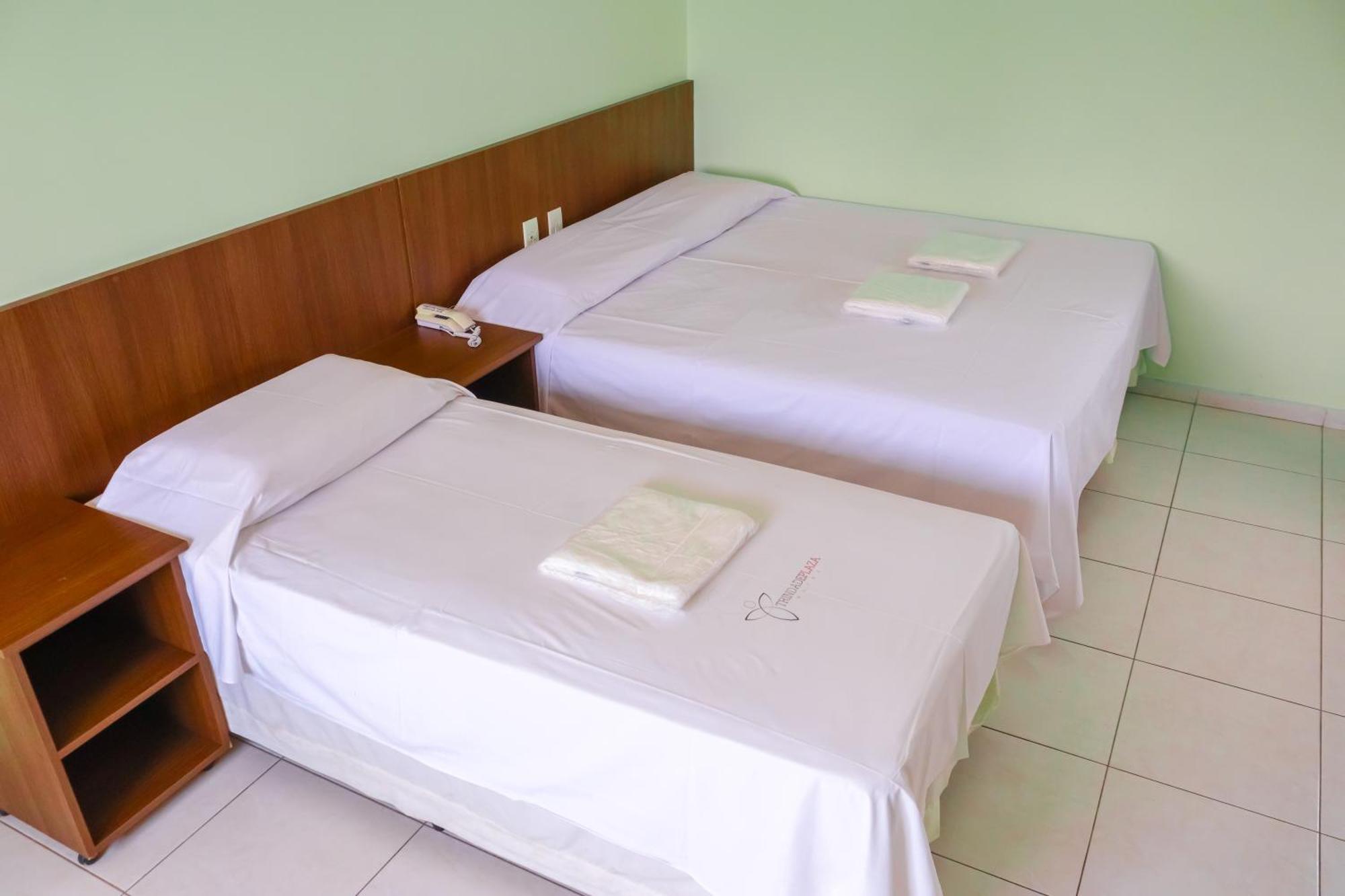 Trindade Plaza Hotel מראה חיצוני תמונה